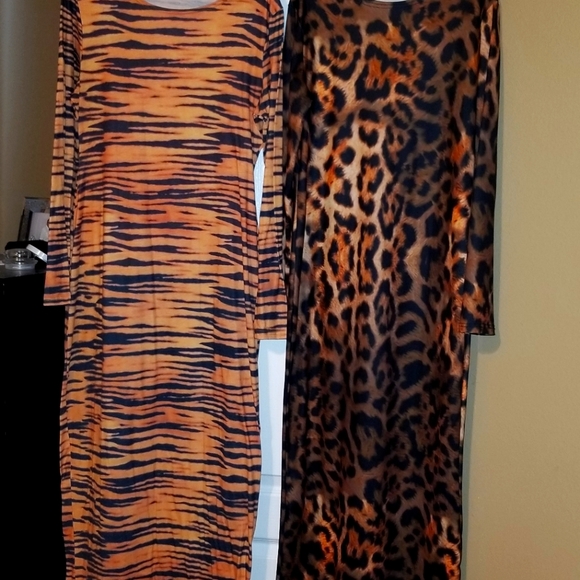 3 Lovely Dresses - Picture 3 of 8